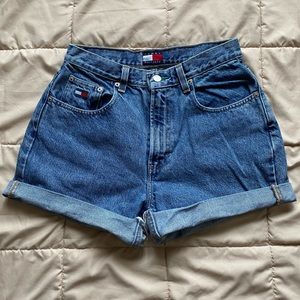 High waisted Tommy Hilfiger cuff off shorts